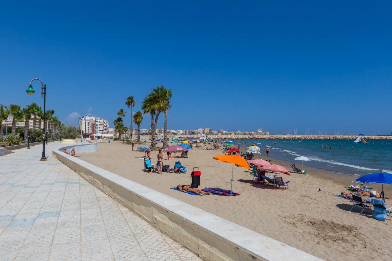 Apartamento Berry Playa Naufragos Torrevieja Exterior foto